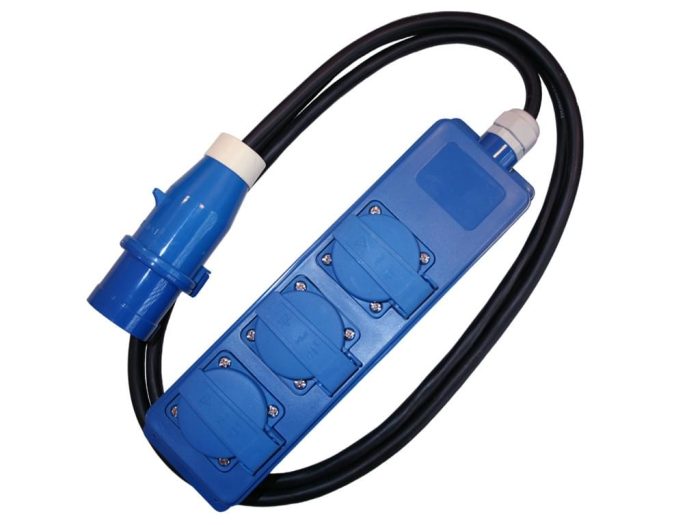 Crusader Triple unit CEE stekker 20mtr